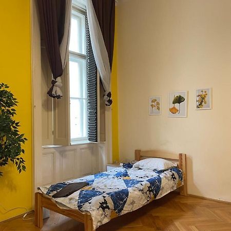 The Heart Of Budapest Hostel Exterior foto