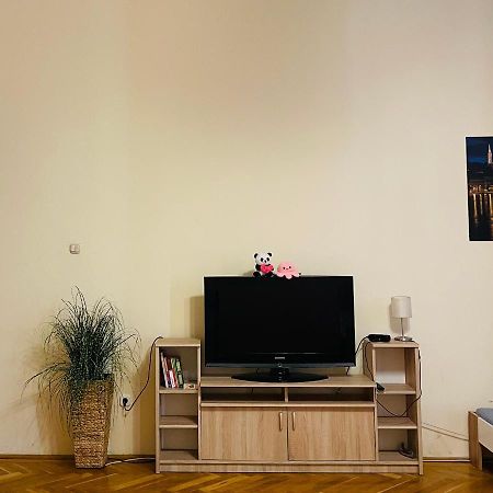 The Heart Of Budapest Hostel Exterior foto