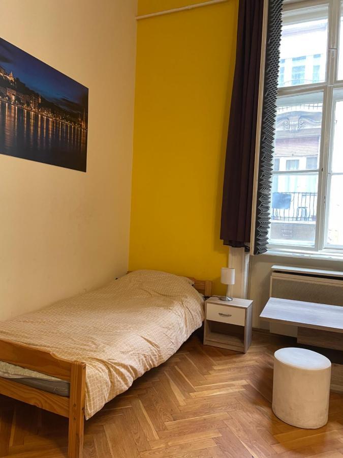 The Heart Of Budapest Hostel Exterior foto